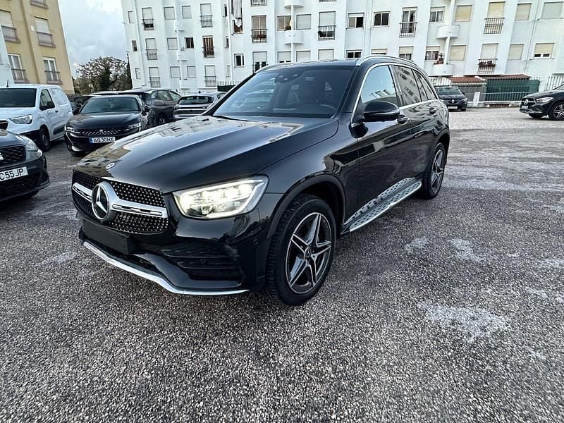 Usado Mercedes GLC300 320 HP (235 kW) 2020 Preto SUV
