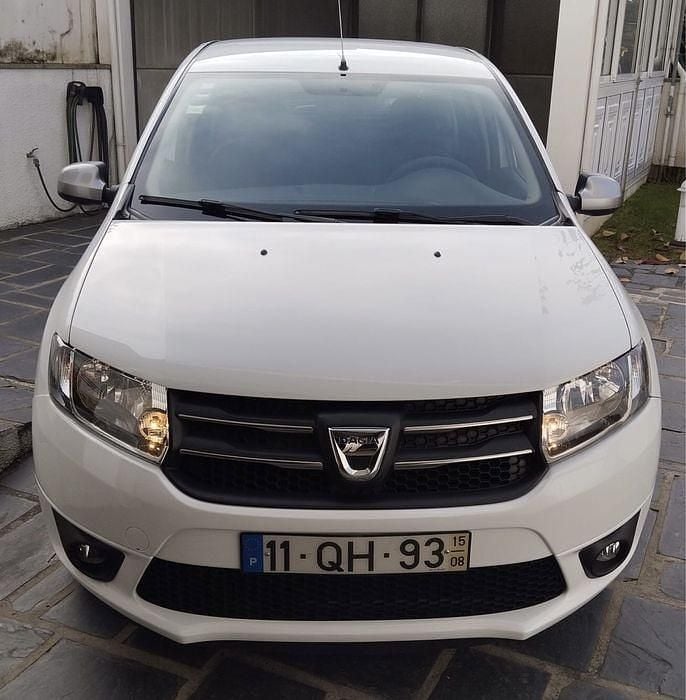 Usado 2015 Dacia Sandero Sedan | € 7.500 (Bom preço) - Imagem 1/4