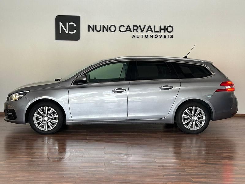 Usado Peugeot 308 Allure 130 HP (95 kW) 2021 Cinza Carrinha