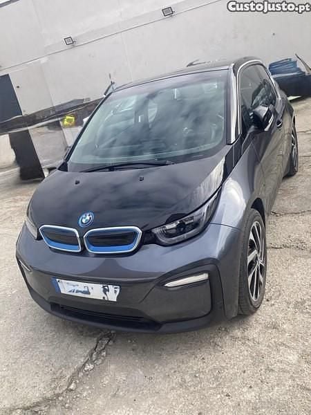 Cinza Usado 2019 BMW i3 Citadino | € 18.900 (Preço justo) - Imagem 1/1