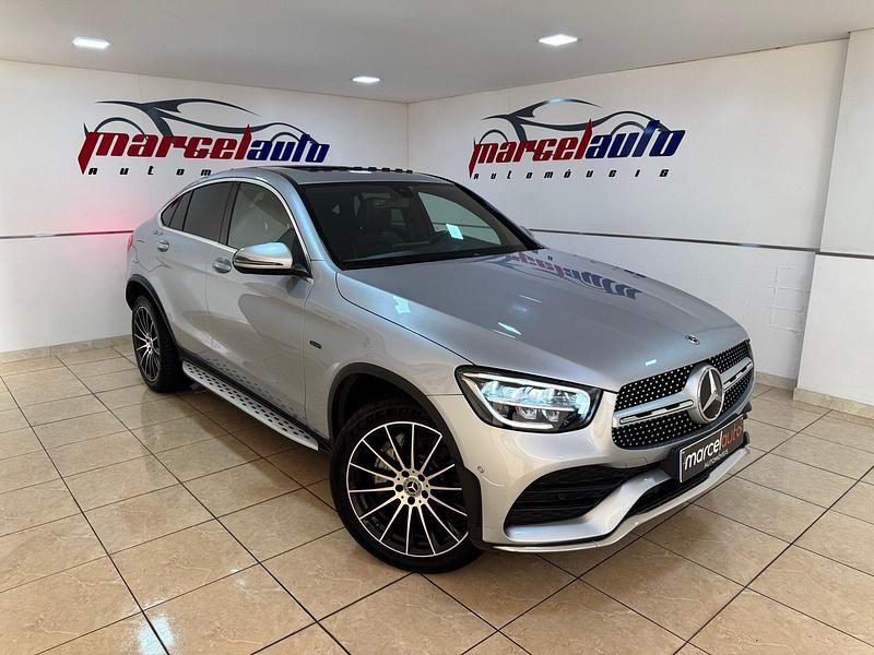 Usado Mercedes GLC300 320 HP (235 kW) 2021 Cinza Coupé