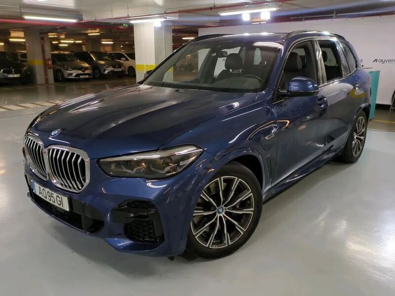 Azul Usado 2022 BMW X5 SUV | € 61.800 - Imagem 1/4