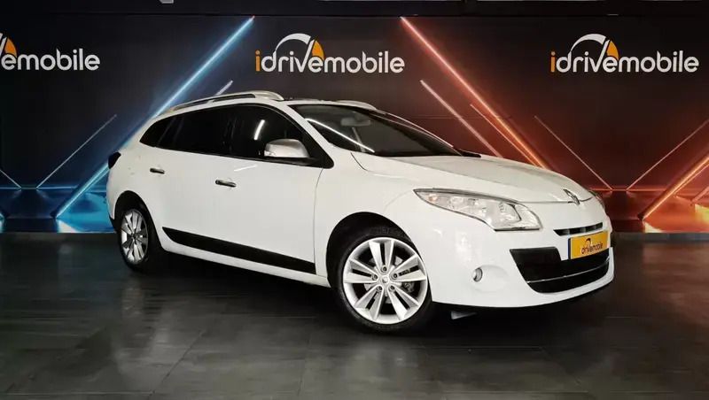 Branco Usado 2010 Renault Mégane GT Line GT-Line Carrinha | € 7.900 (Preço justo) - Imagem 1/4