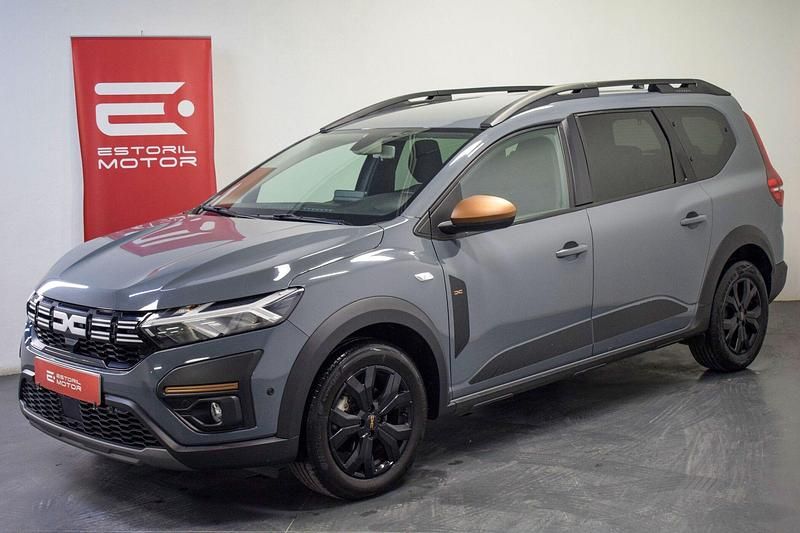 Cinza Usado 2024 Dacia Jogger Expression SUV | € 19.950 (Bom preço) - Imagem 1/4