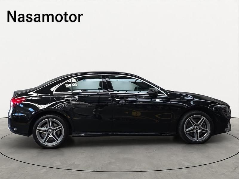 Usado Mercedes E250 218 HP (160 kW) 2024 Preto Carrinha