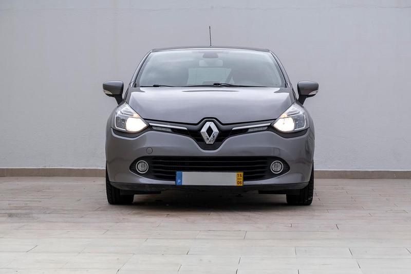Usado Renault Clio IV 90 HP (66 kW) 2019 Cinzento
