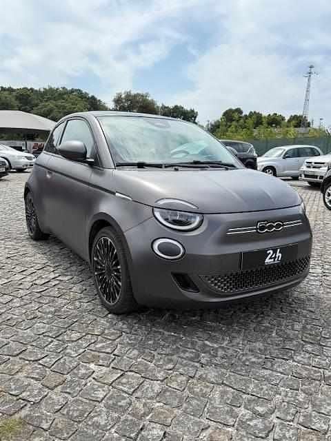 Antracite Usado 2021 Fiat 500e Citadino | € 21.000 (Preço justo) - Imagem 1/4