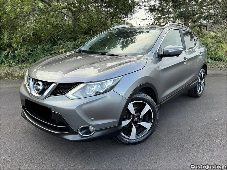 Cinza Usado 2017 Nissan Qashqai SUV | € 11.999 (Super Preço) - Imagem 1/1
