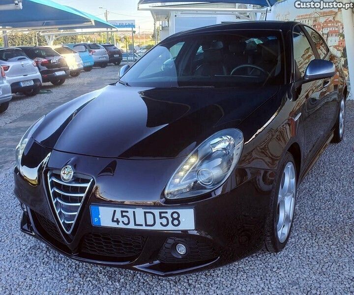 Preto Usado 2010 Alfa Romeo Giulietta Citadino | € 8.650 (Caro) - Imagem 1/1