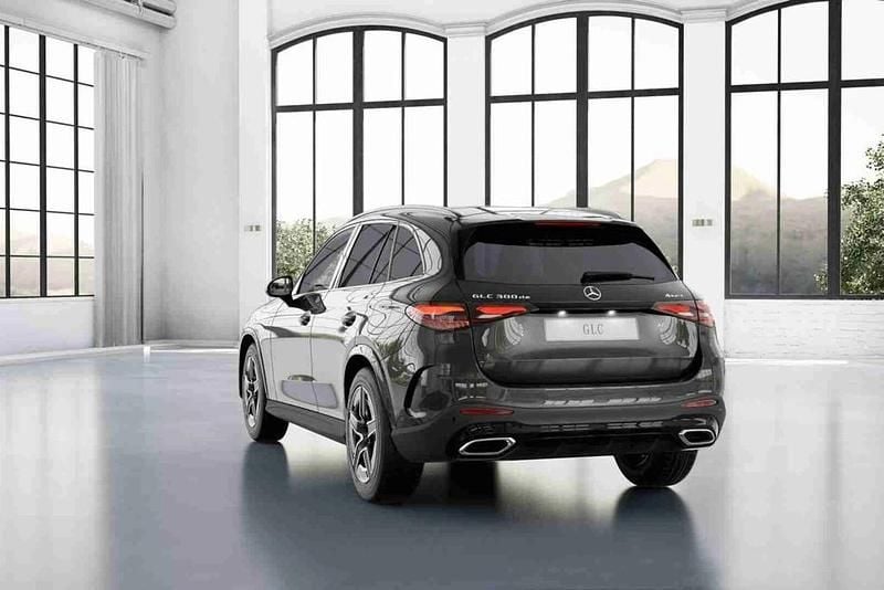 Cinzento Novo 2025 Mercedes GLC300 SUV | € 86.659 (Caro) - Imagem 1/4
