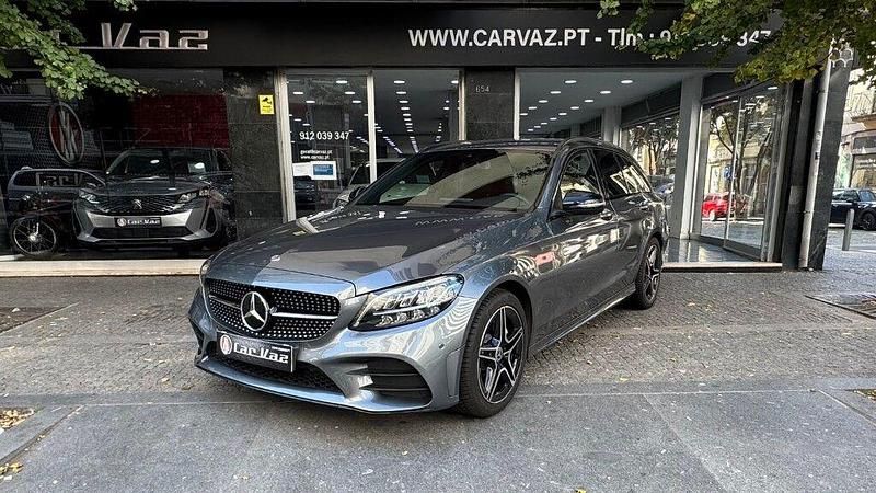 Cinza Usado 2020 Mercedes C200 AMG line Carrinha | € 23.950 (Preço justo) - Imagem 1/4