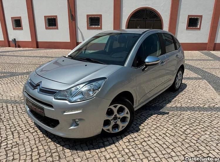 Cinza Usado 2014 Citroën C3 Sedan | € 10.900 - Imagem 1/1