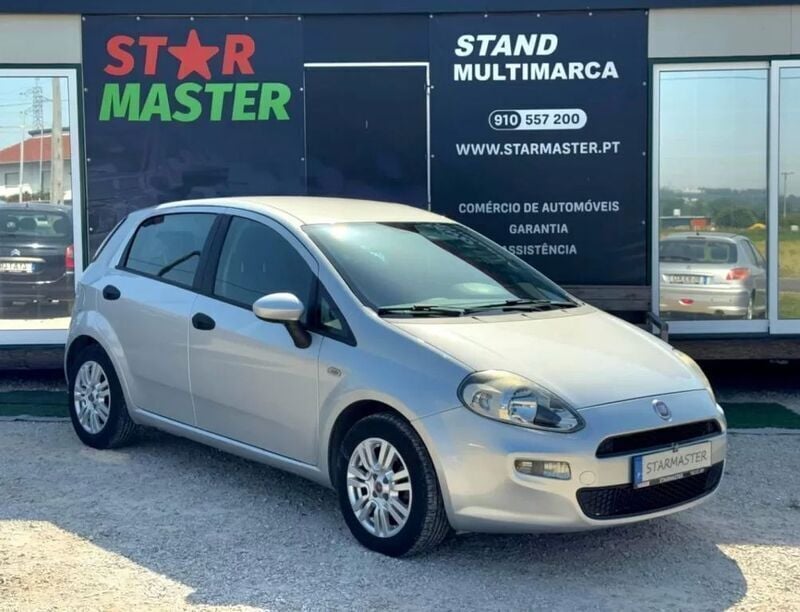 Cinzento Usado 2014 Fiat Punto Citadino | € 6.450 (Bom preço) - Imagem 1/4