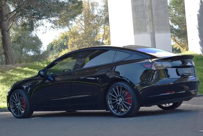 Usado Tesla Model 3 Long Range AWD 350 kW (476 HP) 2019 Preto Sedan