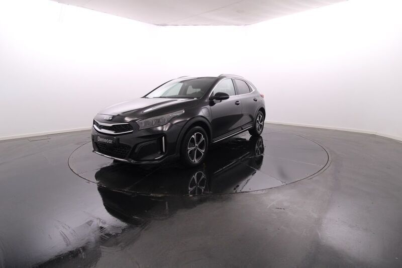Preto Usado 2023 Kia XCeed SUV | € 30.900 - Imagem 1/4