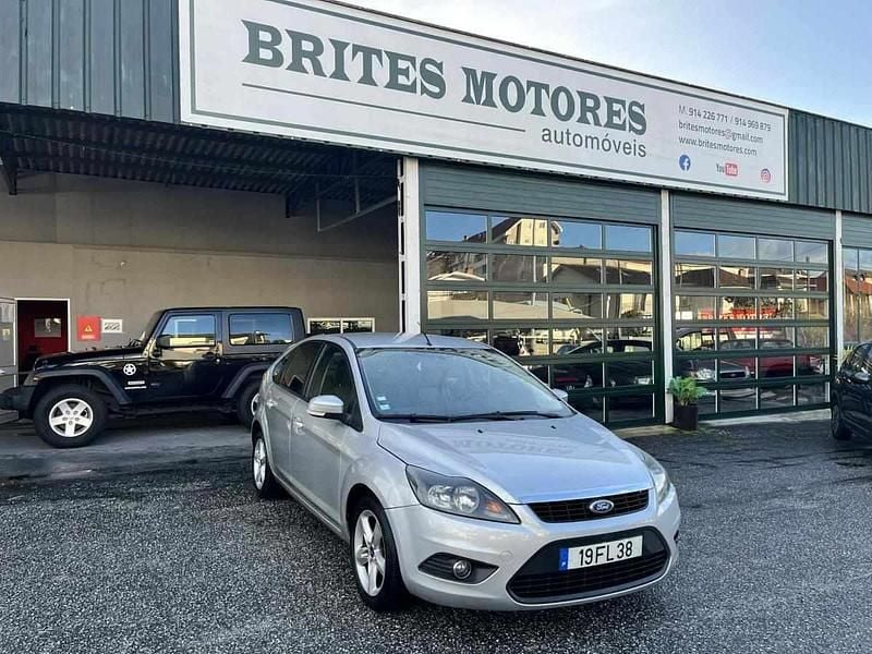 Cinzento Usado 2008 Ford Focus Citadino | € 5.500 (Preço justo) - Imagem 1/4