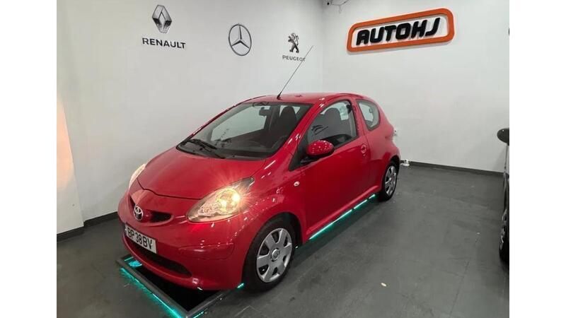 Vermelho Usado 2006 Toyota Aygo Citadino | € 4.750 (Preço justo) - Imagem 1/4