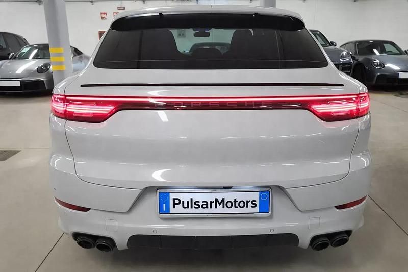 Usado Porsche Cayenne 462 HP (339 kW) 2022 Cinzento SUV
