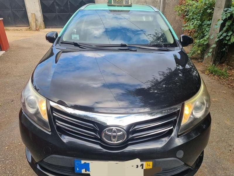Usado 2014 Toyota Avensis Carrinha | € 5.000 - Imagem 1/4