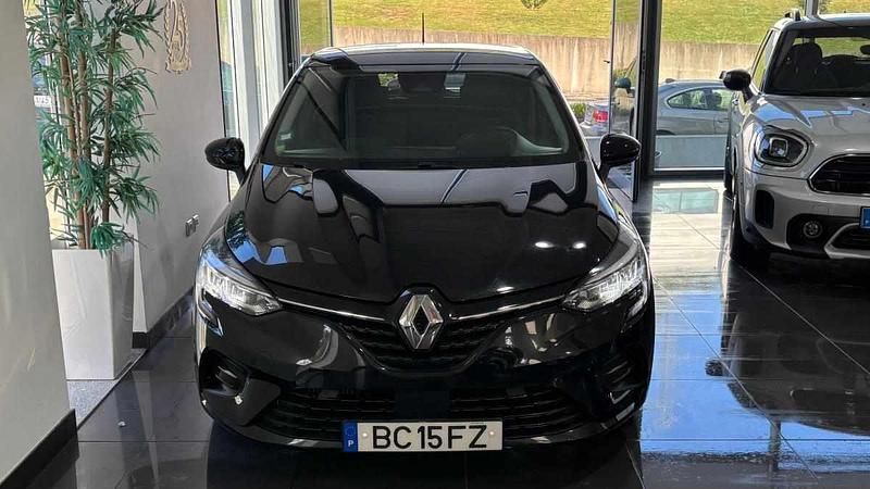 Usado Renault Clio V Evolution 101 HP (74 kW) 2023 Preto