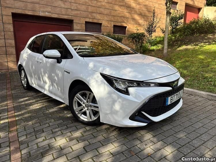 Usado Toyota Corolla Active 98 HP (72 kW) 2021 Branco Citadino