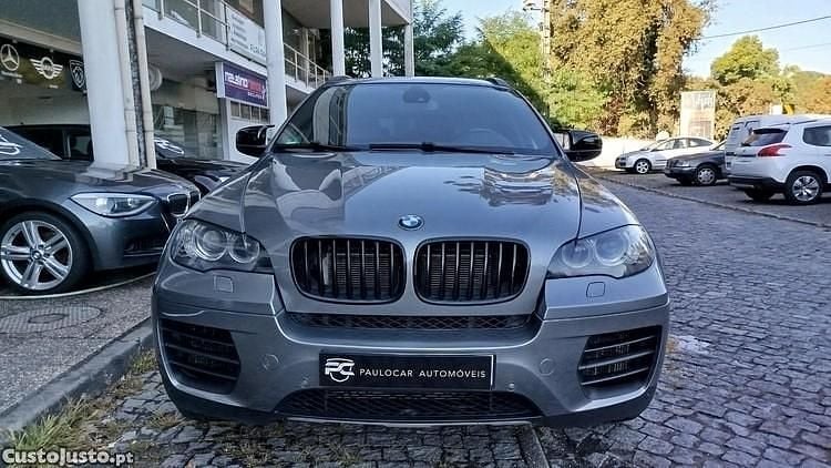 Cinza Usado 2013 BMW X6 M50 SUV | € 34.900 - Imagem 1/1