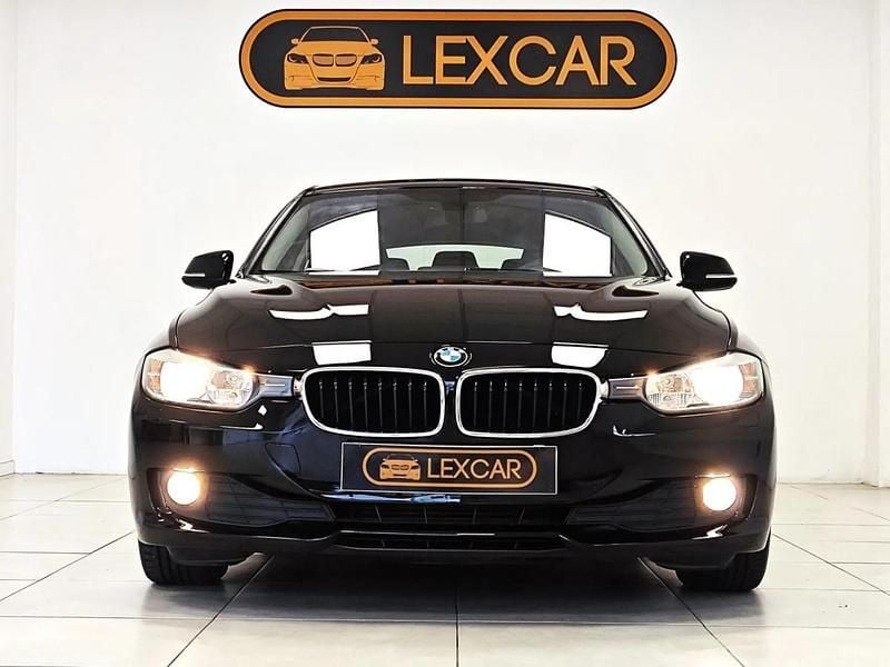 Usado BMW 316 115 HP (84 kW) 2013 Preto Carrinha