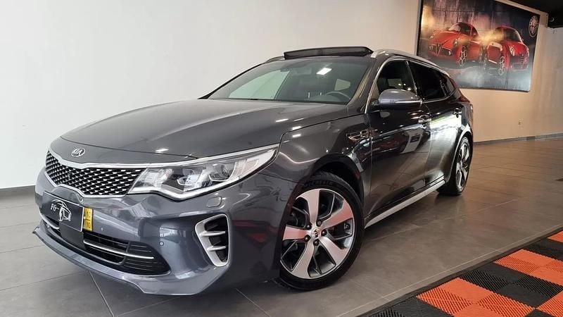 Cinza escuro Usado 2016 Kia Optima GT-Line Carrinha | € 15.800 - Imagem 1/4