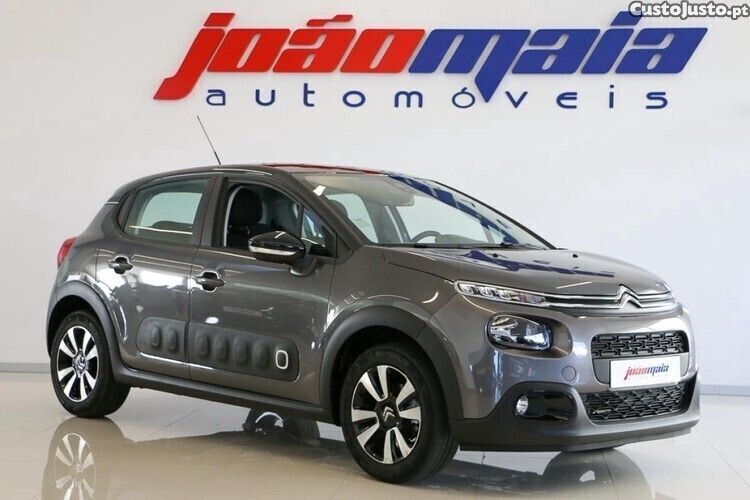 Cinza Usado 2019 Citroën C3 PureTech Citadino | € 14.500 (Caro) - Imagem 1/1