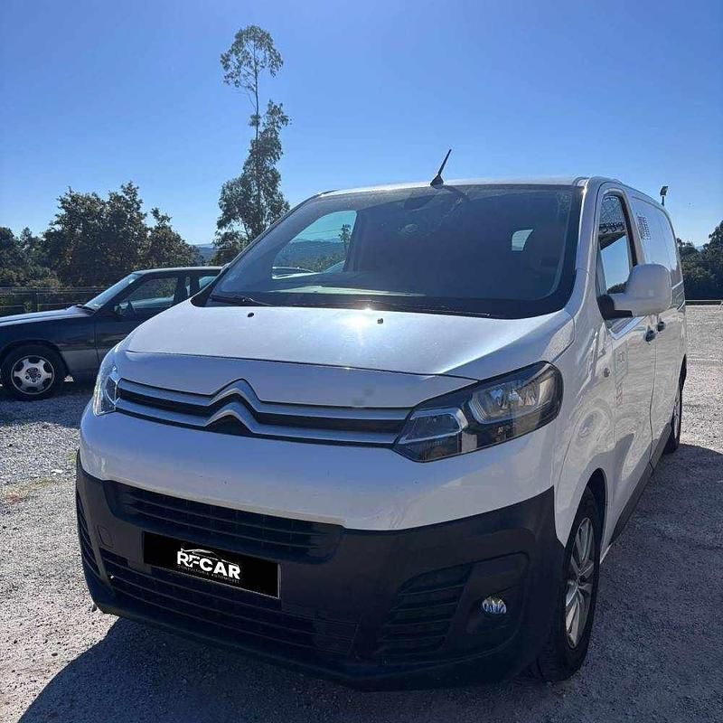 Branco Usado 2018 Citroën Jumpy Monovolume | € 17.499 (Preço justo) - Imagem 1/4