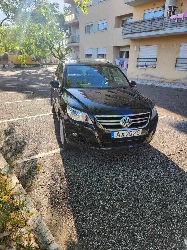 Preto Usado 2010 VW Tiguan SUV | € 13.500 (Preço justo) - Imagem 1/4