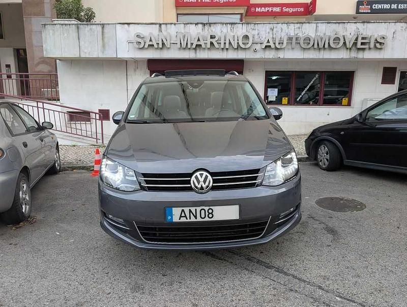 Usado VW Sharan Highline 150 HP (110 kW) 2022 Cinza Monovolume