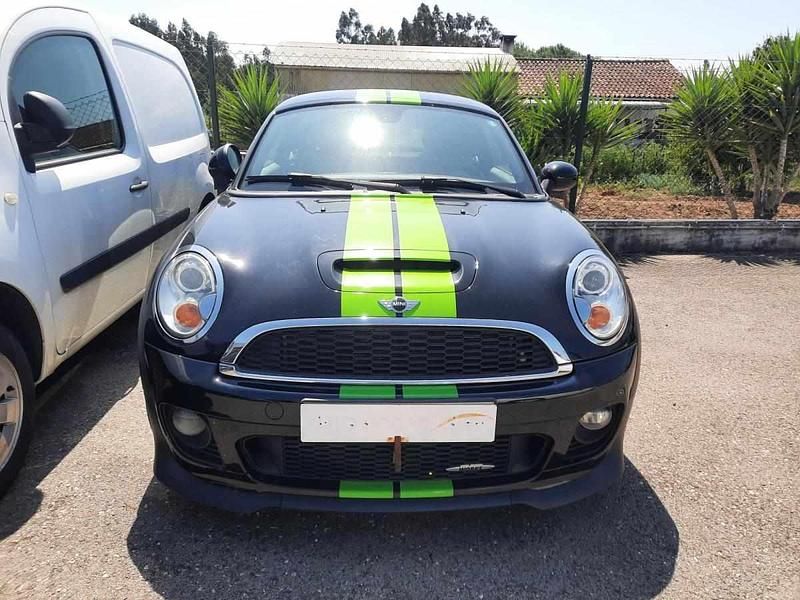 Preto Usado 2012 Mini Coupé Coupé | € 11.500 - Imagem 1/4
