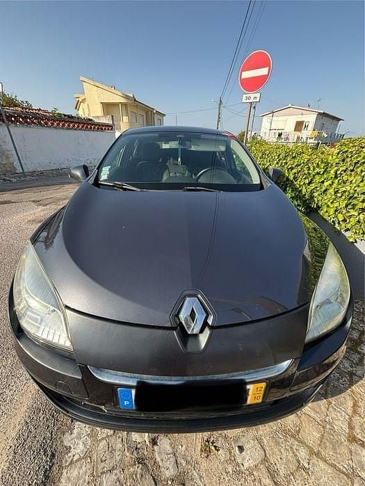 Usado 2012 Renault Mégane III Sedan | € 5.500 (Preço justo) - Imagem 1/4