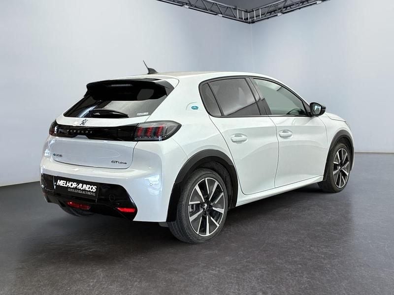 Branco Usado 2020 Peugeot e-208 GT-line Citadino | € 17.990 (Preço justo) - Imagem 1/3