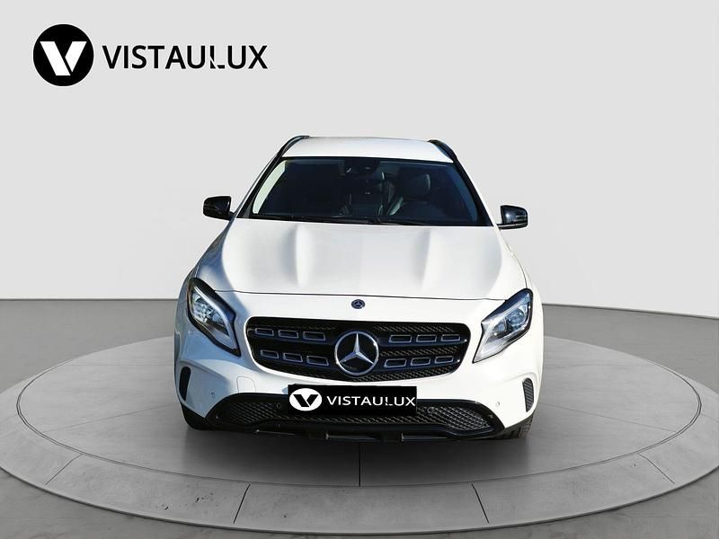 Usado Mercedes GLA180 Urban 109 HP (80 kW) 2017 Branco SUV