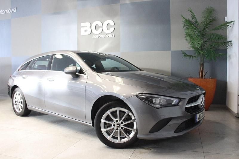Cinza Usado 2022 Mercedes CLA250 Shooting Brake Style Carrinha | € 27.990 - Imagem 1/4