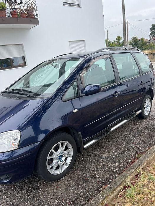 Usado 2000 Ford Galaxy Monovolume | € 3.000 - Imagem 1/4