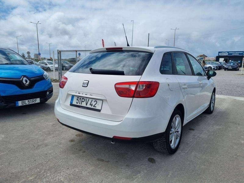 Usado Seat Ibiza ST Style 90 HP (66 kW) 2010 Branco Carrinha