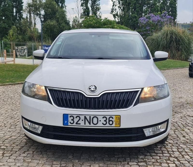 Usado 2013 Skoda Rapid | € 5.975 (Bom preço) - Imagem 1/4
