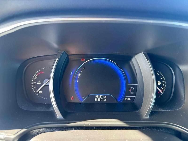 Usado Renault Mégane GrandTour 110 HP (80 kW) 2017 Preto Carrinha