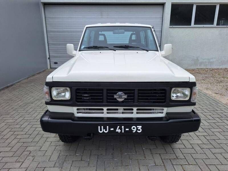Usado Nissan Patrol 115 HP (84 kW) 1990 Branco SUV