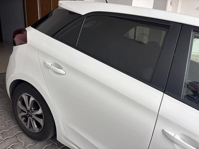 Usado 2019 Hyundai i20 Sedan | € 12.000 (Preço justo) - Imagem 1/4