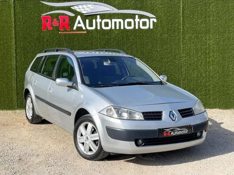 Cinza Usado 2005 Renault Mégane GrandTour Carrinha | € 3.750 (Preço justo) - Imagem 1/4