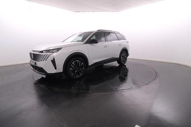 Branco Usado 2025 Peugeot 5008 Monovolume | € 39.950 - Imagem 1/4