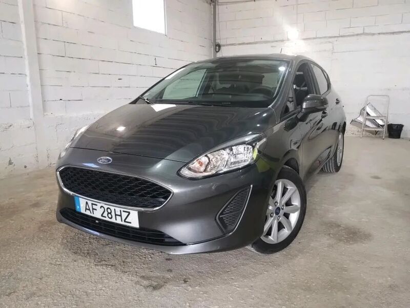 Cinza Usado 2021 Ford Fiesta Citadino | € 16.800 (Preço elevado) - Imagem 1/4