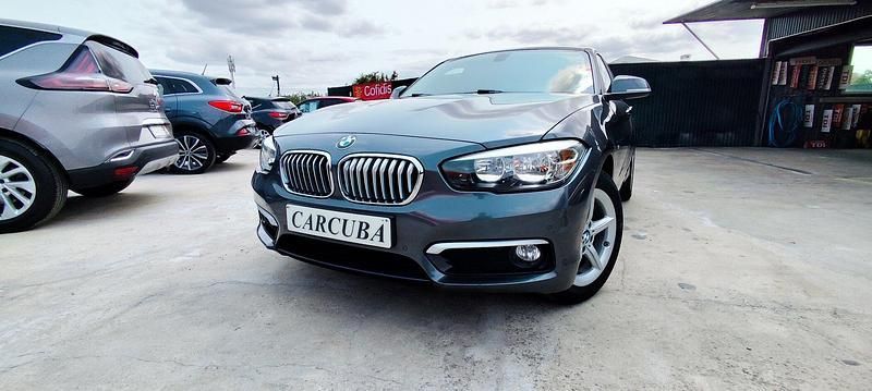 Cinza Usado 2017 BMW 116 Citadino | € 15.950 - Imagem 1/4