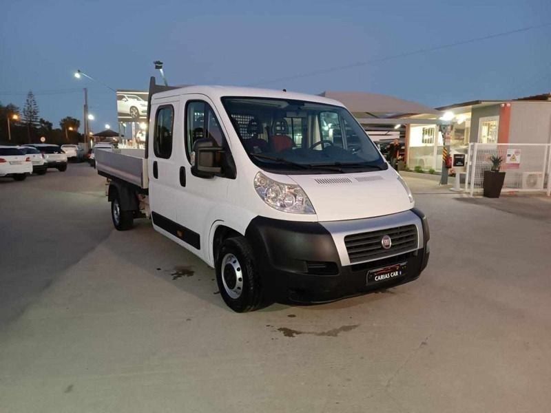 Usado Fiat Ducato 100 HP (73 kW) 2011 Branco Van