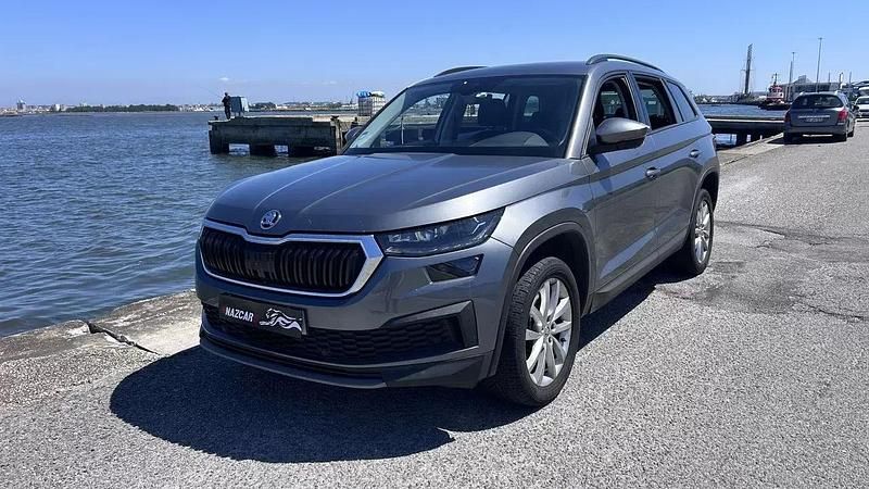 Cinzento Usado 2021 Skoda Kodiaq Active SUV | € 22.500 (Preço justo) - Imagem 1/4