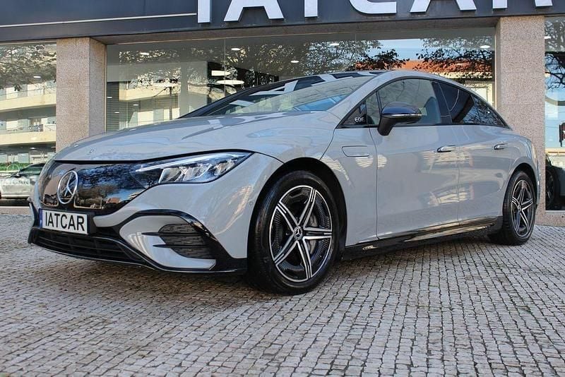 Usado Mercedes EQE300 AMG line 180 kW (245 HP) 2024 Cinza Sedan